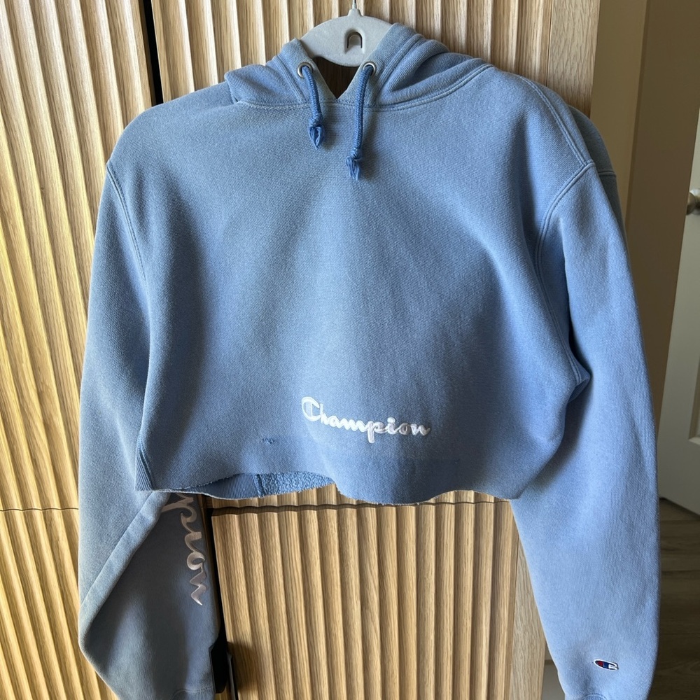 Champion Light Blue Cropped Sweatshirt